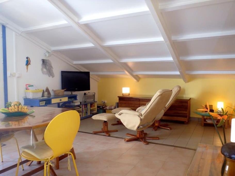 Charmant Et Spacieux Studio A 50M De La Plage Le Diamant Ngoại thất bức ảnh