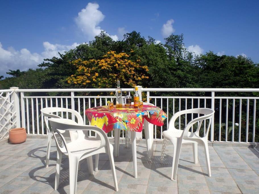 Charmant Et Spacieux Studio A 50M De La Plage Le Diamant Ngoại thất bức ảnh